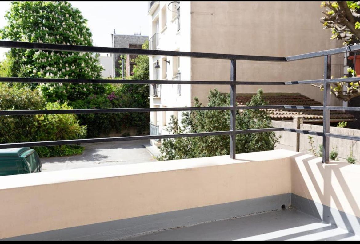Superbe Studio Apartment A 2Mn De Paris Gentilly Exterior foto